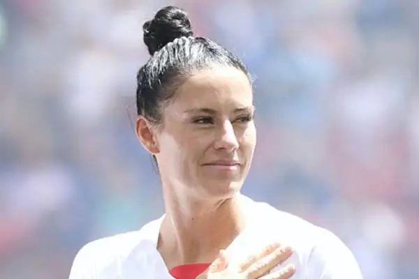 Ali Krieger Biography:  The USWNT Soccer Player Defying Odds, And Defending Glory