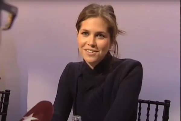 Dasha Zhukova Biography: Founder of Garage Magazine | BroadBiography