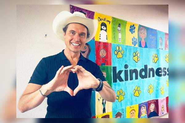 Stirring the Pot of Prosperity: Unveiling 5 Key Ingredients Behind Kimbal Musk Net Worth
