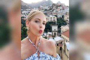 Everything To Know About Sarah Michelle Gellar Net Worth | BroadBiography